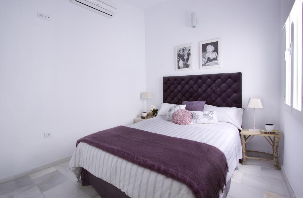 Apartamentos Plaza Pilatos Séville Extérieur photo