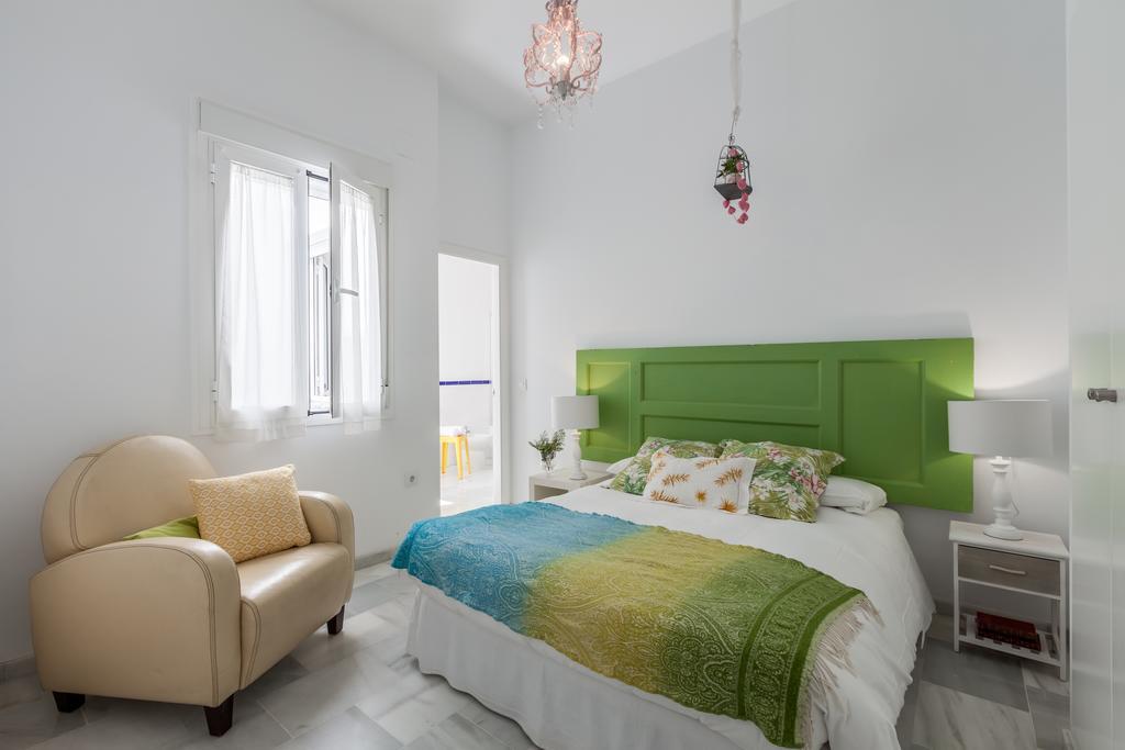 Apartamentos Plaza Pilatos Séville Extérieur photo